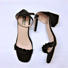 Load image into Gallery viewer, Solenn in Black
